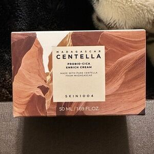 SKIN1004 Madagascar Centella Probio-Cica Enrich Cream - Brown
